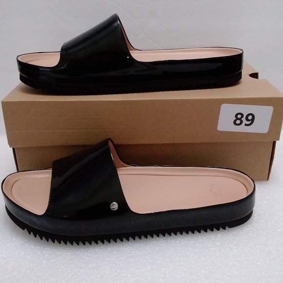 UGG Shoes - UGG WOMEN SANDALS TREADLITE SIZE 8